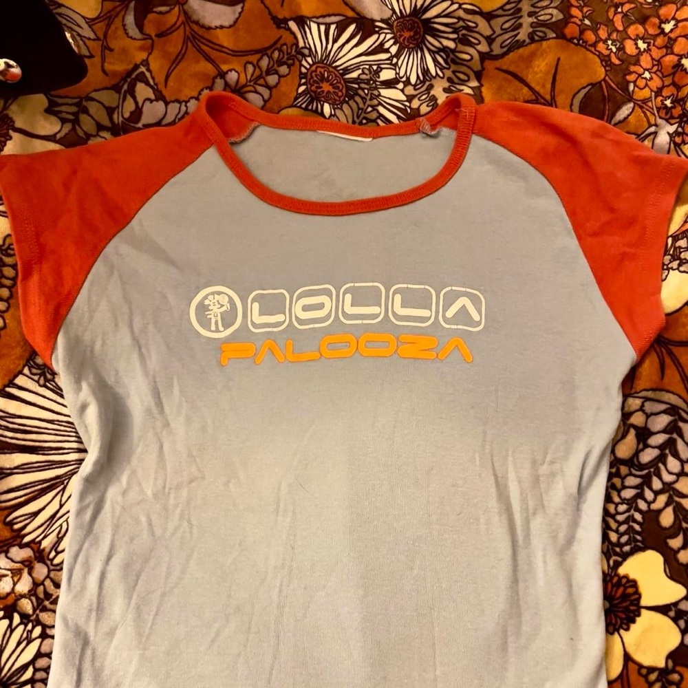 90s music festival retro tee